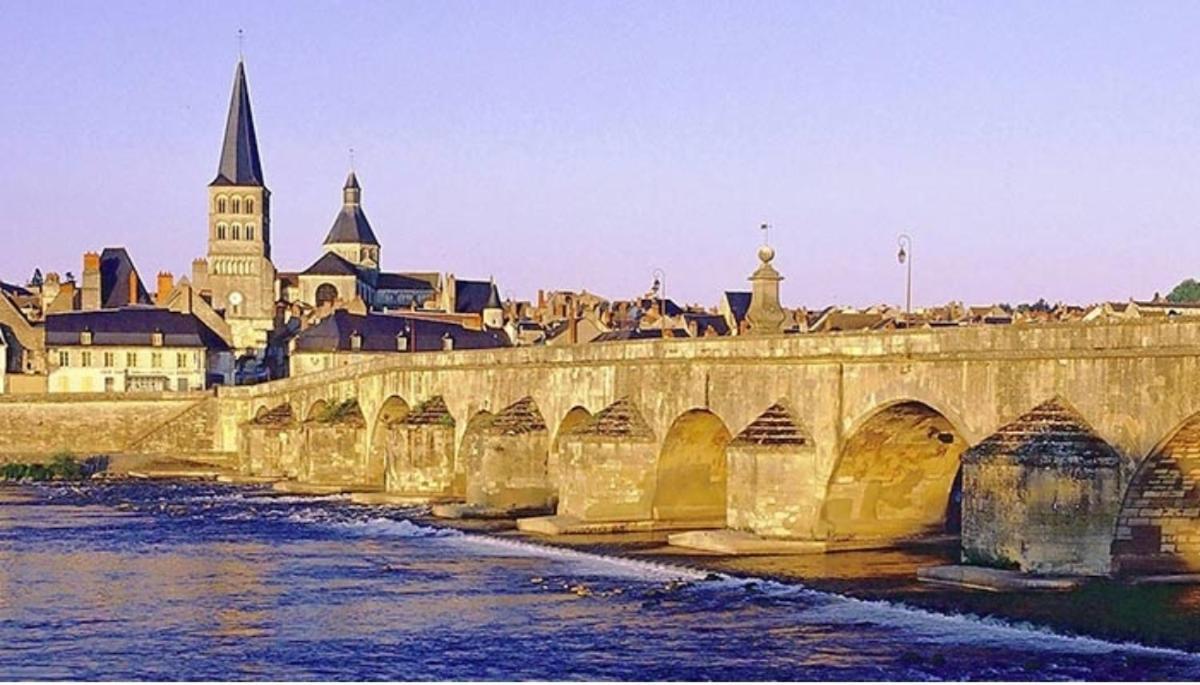 Maison De Village En Bord De Riviere Narcy Екстер'єр фото